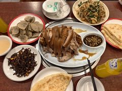 -聚首堂·特色小吃·肘子(什刹海德胜门店)