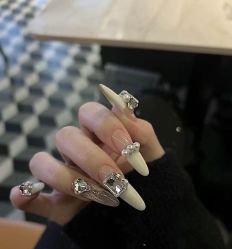 -斯馨·健康美甲美睫