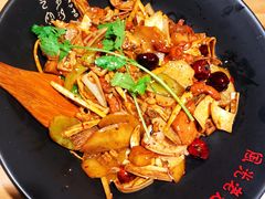 一点点辣锅底-风光老灶麻辣香锅(大成路翠微百货店)