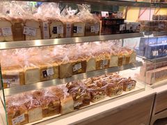 -巴黎贝甜(大宁国际商业广场店)