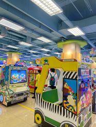 -莫莉幻想儿童乐园(三河燕郊永旺店)