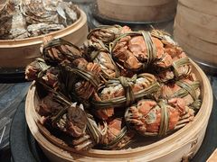 -雍容荟帝王蟹活龙虾展台自助(IFS黑金店)