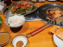 -那胡同里的小烤肉馆(开发区万达店)