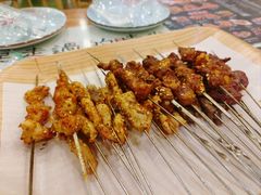 -泉哥小平房串店