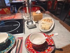 -尚尚仙·酸汤猪手·猪肚鸡火锅(华联万柳购物中心店)