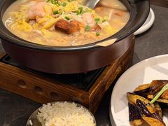 -五谷丰登农家院·地道胶东菜·海鲜烧烤(威海店)