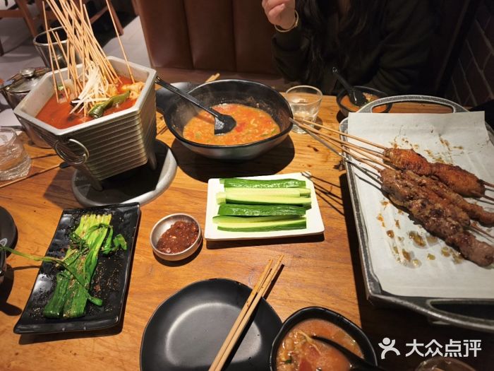 聚点串吧·北京烧烤(朝北店)图片