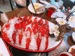 -虾弄弄海派小龙虾·牛羊蝎子火锅