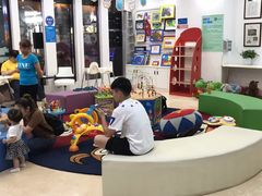 -美吉姆国际儿童发展中心(红谷滩绿地缤纷城中心)