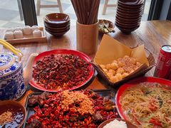-先启半步颠小酒馆(白麓里店)