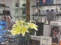 -博士眼镜·President总统(宝安海雅缤纷城店)