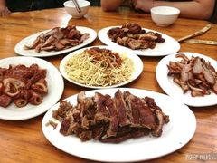 -老鼎万春卤菜(鹭湖宫8区店)