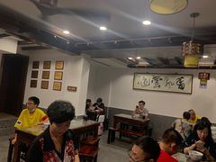 -长人馄饨铺(解放街店)