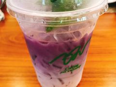 -Chom Cafe and Restaurant