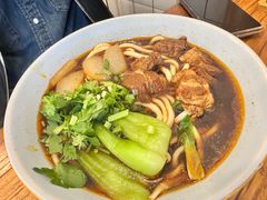 红烧牛腩面-醉牛腩·面小馆