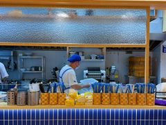 -李与白包子铺(桐梓林店)