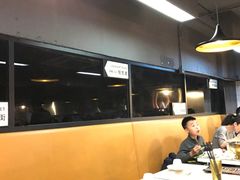-新大咀港式茶餐厅(宝山万达店)