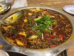 -乡土特色.冷锅鱼.牦牛肉汤锅