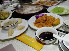 -渝君重庆火锅(嘉宾路店)
