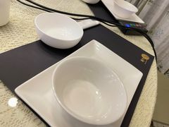 -辉哥火锅(虹桥路店)