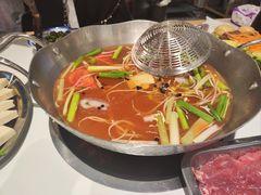 -王奋斗贵州酸汤牛肉火锅