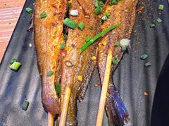 -临界音乐酒馆·小龙虾·江湖菜(华熙LIVE·鱼洞店)
