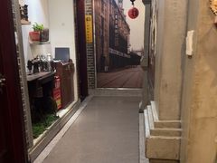 -东口码头·烧鸽子·鱼头泡饼·地方菜(金鹰悦城店)