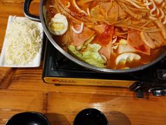 -辛明堂洞韩式芝士年糕火锅(万达店)