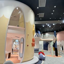 -奈尔宝家庭中心·亲子餐厅(鄞州万达店)