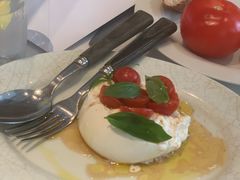 Burrata-La Petite Maison (LPM) Hong Kong
