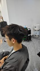 -藤野造型烫染·漂发