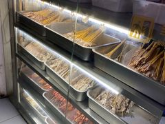 面包甜点陈列柜-十里铺铁板鱿鱼