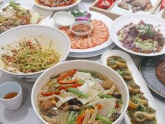 -有红鸡毛店·川菜(建设路店)