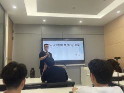 -浙江1+1主持人工作室