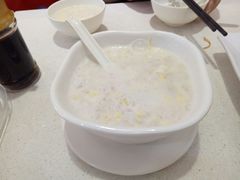 牛奶燕麦粥-柠檬树茶餐厅(海雅缤纷城店)