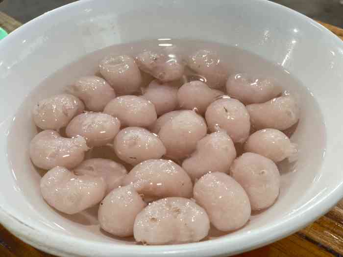 章记正宗南岗鱼蛋火锅-"「鱼包」很不错 [环境]但环境有点差,在.