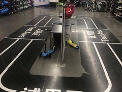 -迪卡侬(西三旗店)