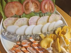 -民食香·腊排骨野生菌美食(木府店)