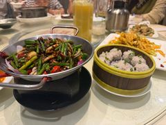 -莲餐厅·湖北菜·潜江小龙虾店(愚园路店)