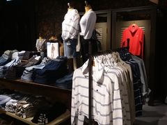 -Hollister(希慎广场店)