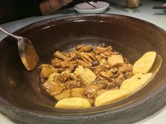 -鱼窝棚柴火铁锅炖(富山屯店)