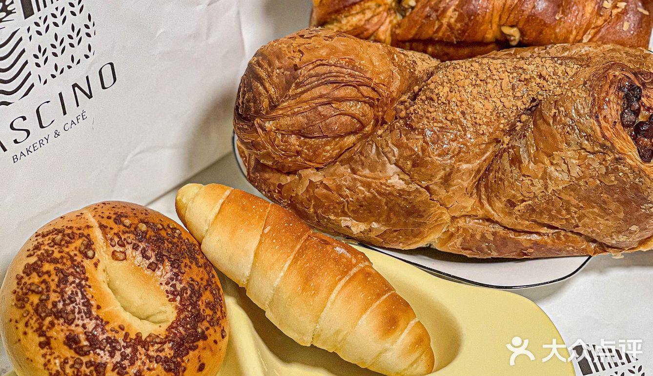 火爆魔都的面包店今天终于在南京排到啦