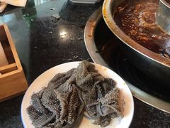 -九尺赵老四鲜鹅肠火锅