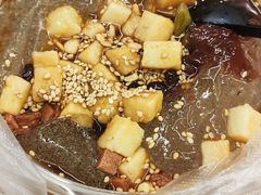 -拈签一笑黄牛肉辣卤串串