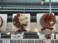 -花花卷卷·鲜食蛋糕(静安久光百货店)