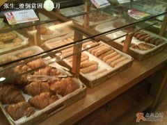 -巴黎贝甜(大宁国际商业广场店)
