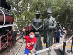 -汽车博物馆主题餐厅
