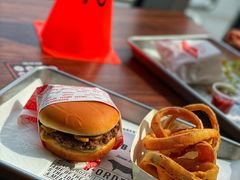 -FATBURGER 特富客汉堡(外交公寓店)