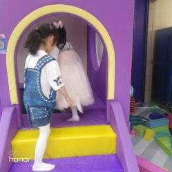 -孩子王童乐园(马群店)