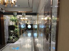 -颐而康·按摩·艾灸·足疗(汽车东站店)